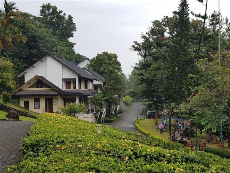 Gunung Geulis Cottages Managed By Royal Tulip Bogor Extérieur photo