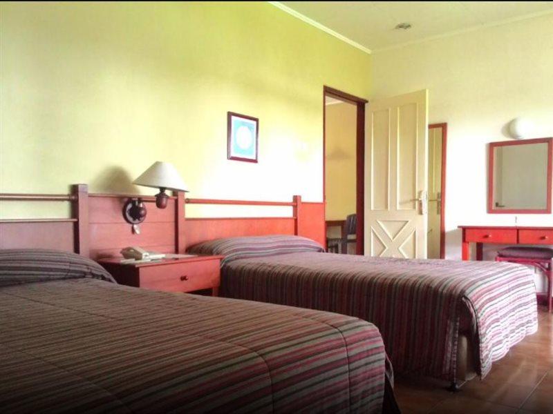 Gunung Geulis Cottages Managed By Royal Tulip Bogor Extérieur photo