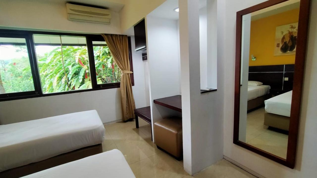Gunung Geulis Cottages Managed By Royal Tulip Bogor Extérieur photo