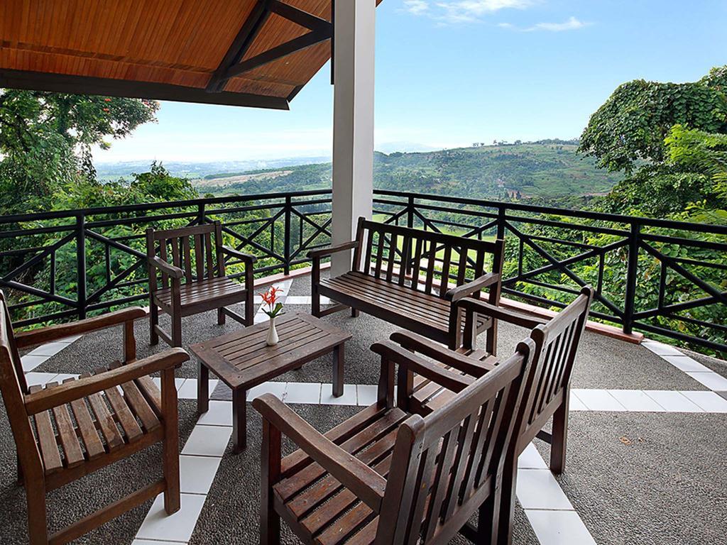 Gunung Geulis Cottages Managed By Royal Tulip Bogor Extérieur photo